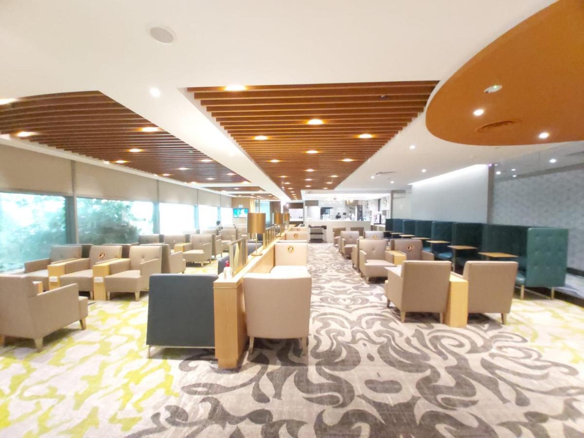 Hotel Ambassador Transit Lounge Terminal 3 à Singapour Extérieur photo